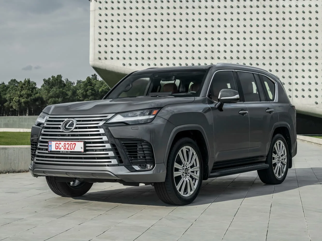 Lexus LX IV
