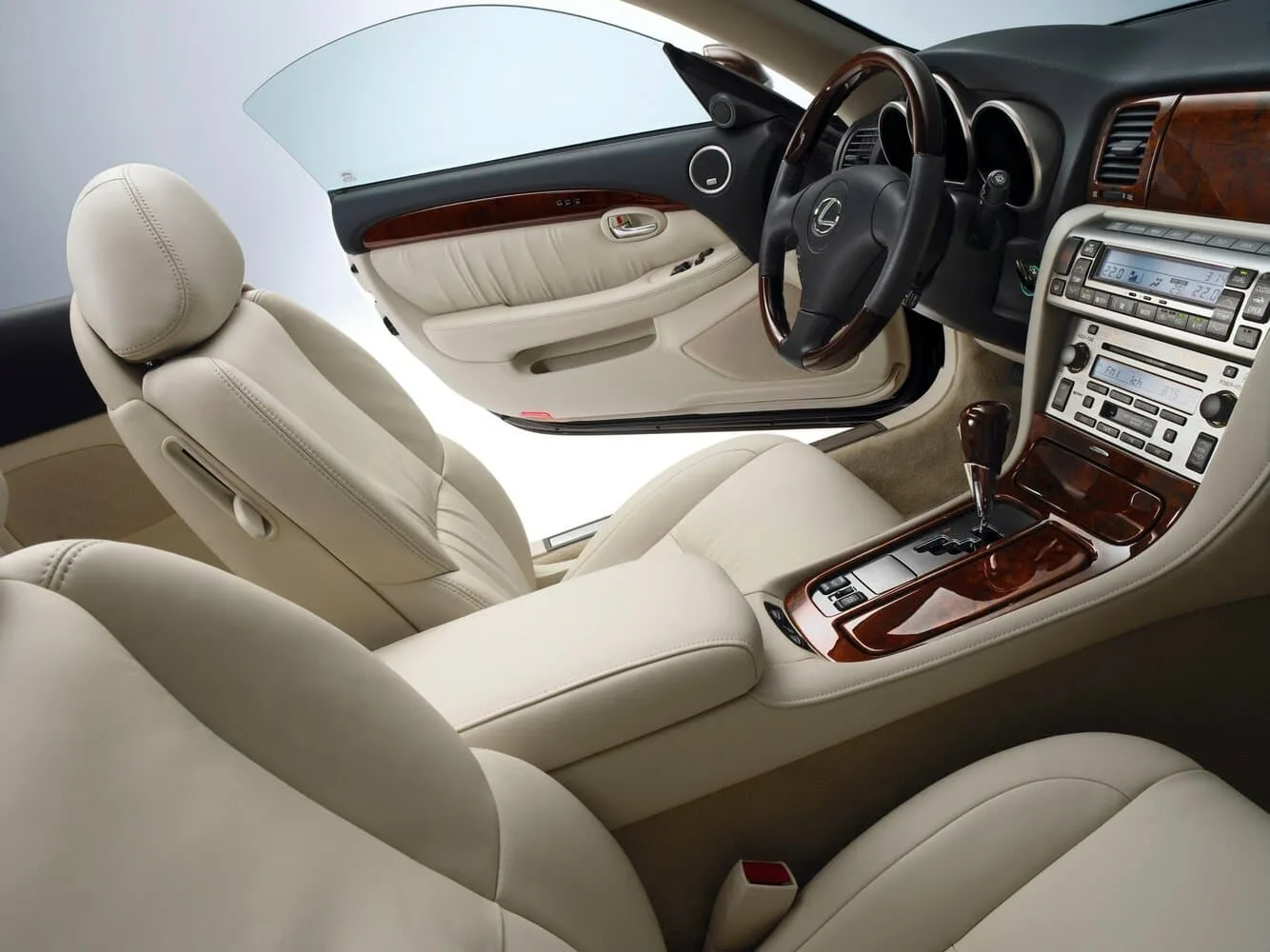 Lexus SC II Рестайлинг — фото 5