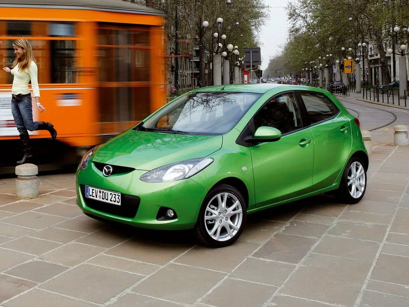 Mazda 2 II