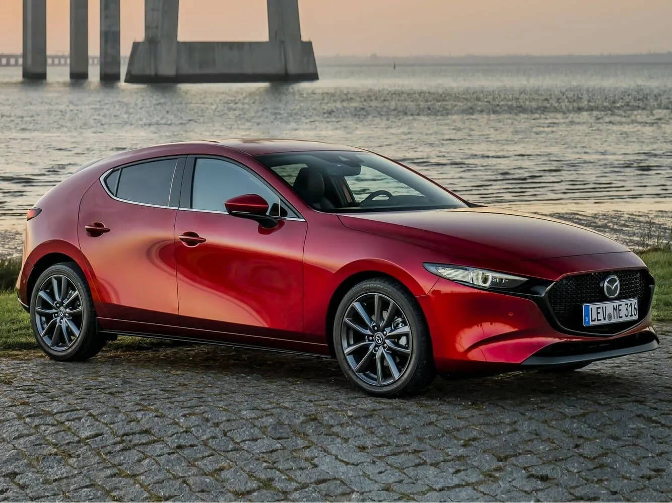 Mazda 3 IV