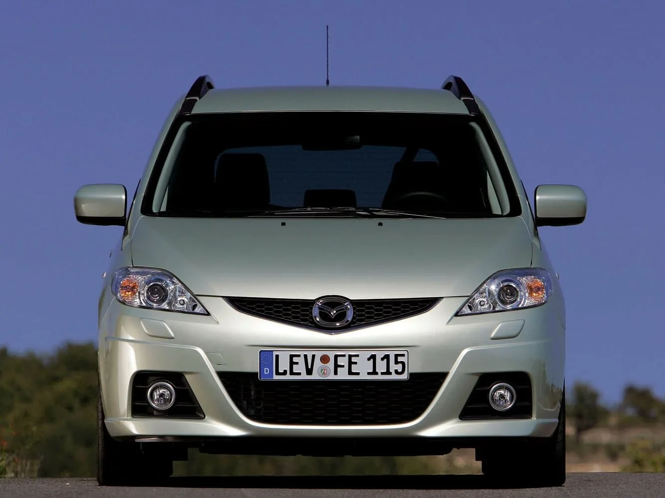 Mazda 5 I — фото 2