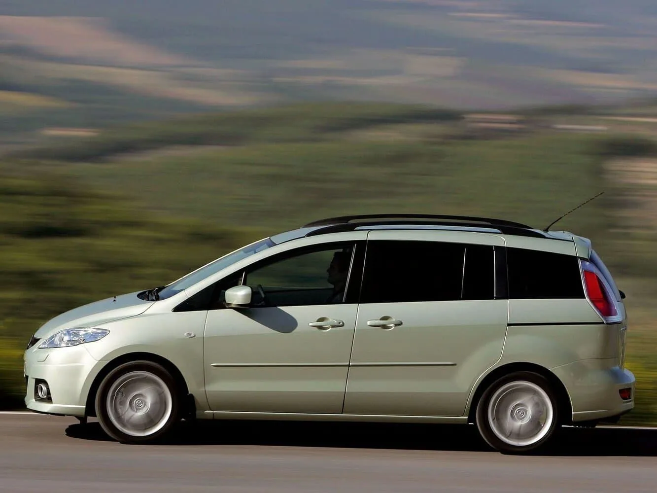 Mazda 5 I — фото 3