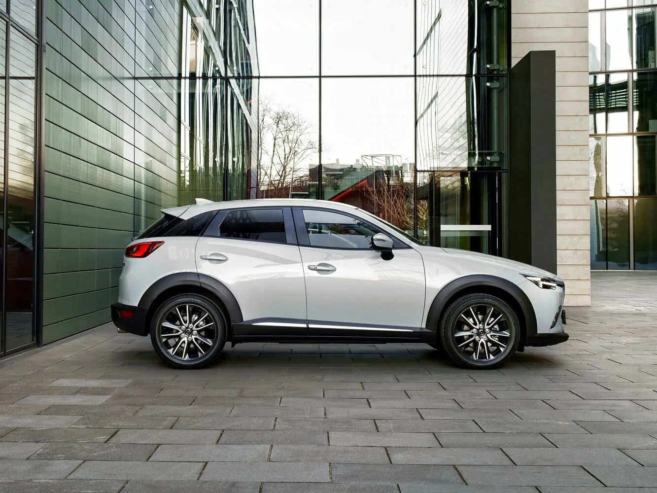 Mazda CX-3 I — фото 3