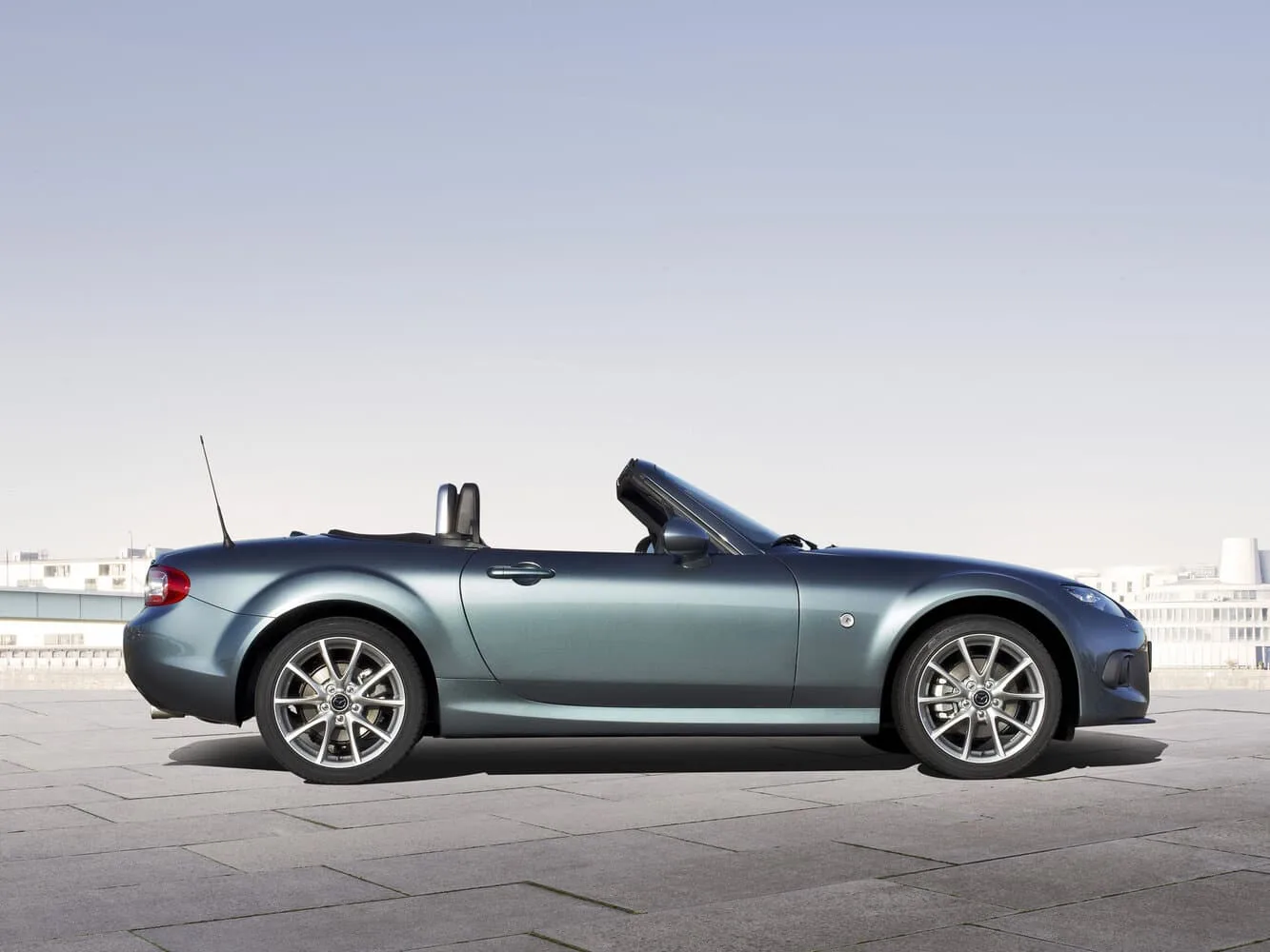 Mazda MX-5 III — фото 3