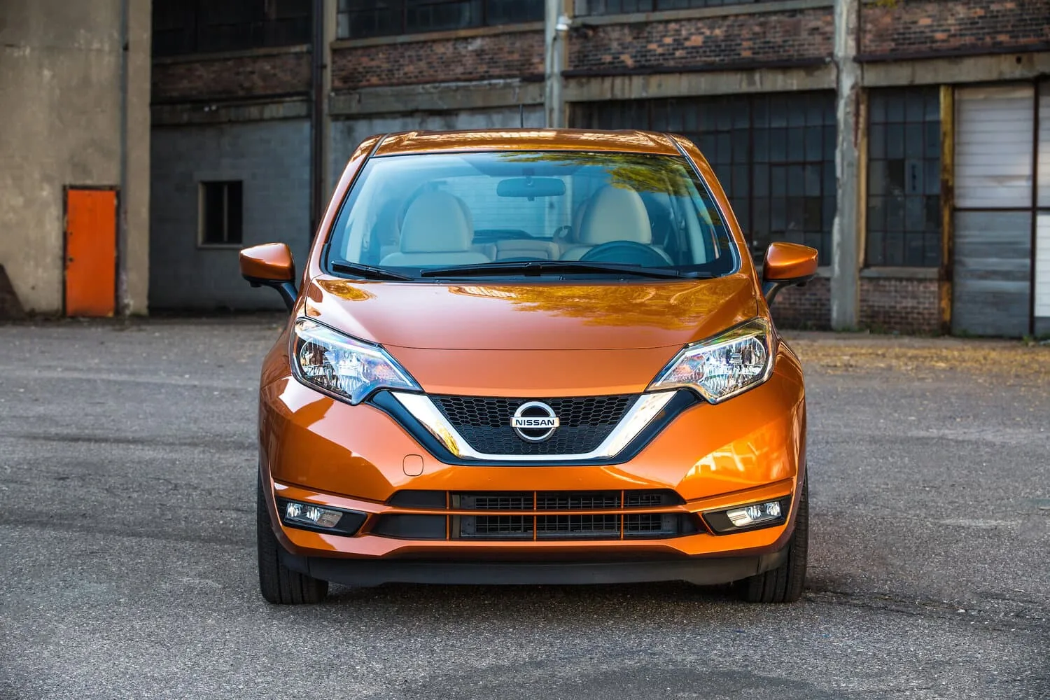 Nissan Note II Рестайлинг — фото 2