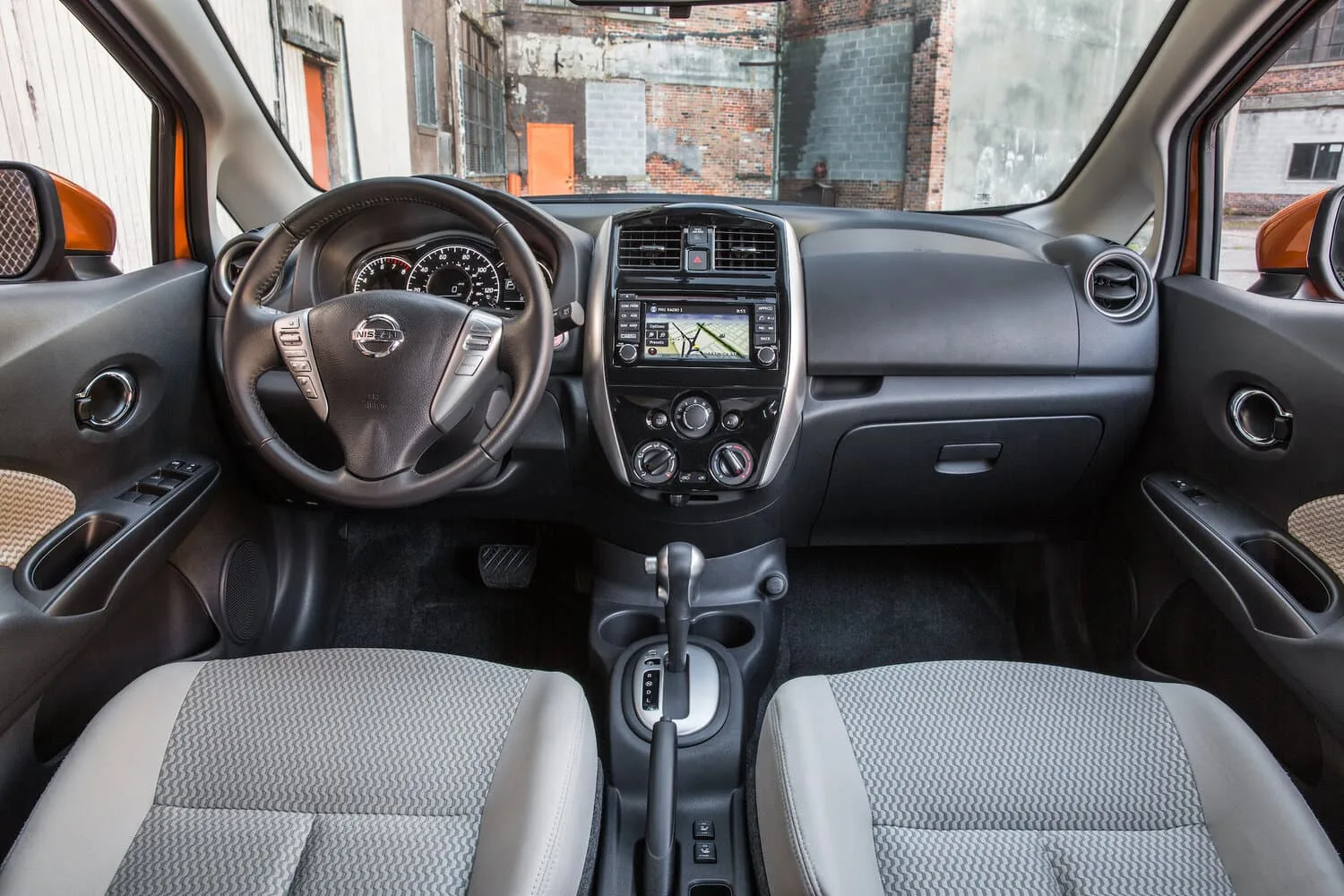 Nissan Note II Рестайлинг — фото 6