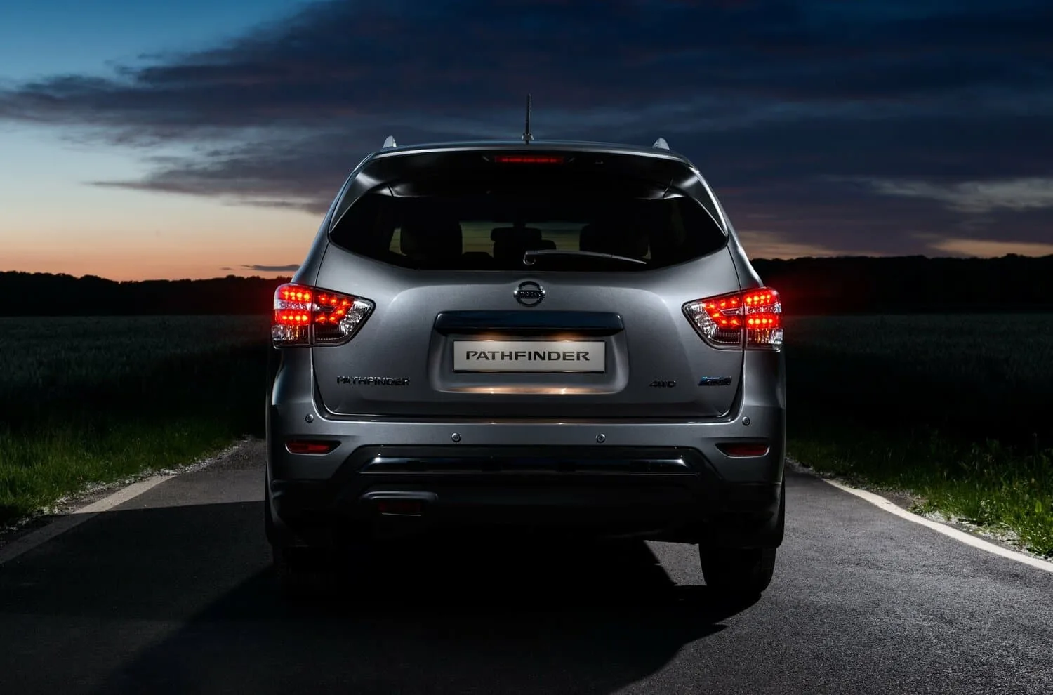 Nissan Pathfinder IV — фото 4