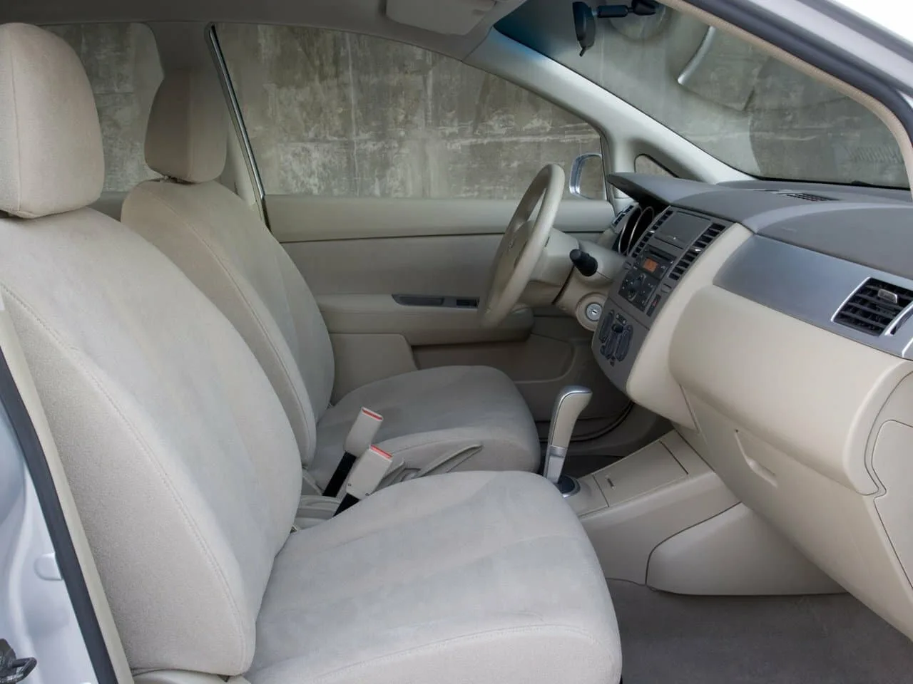 Nissan Tiida I Рестайлинг — фото 5