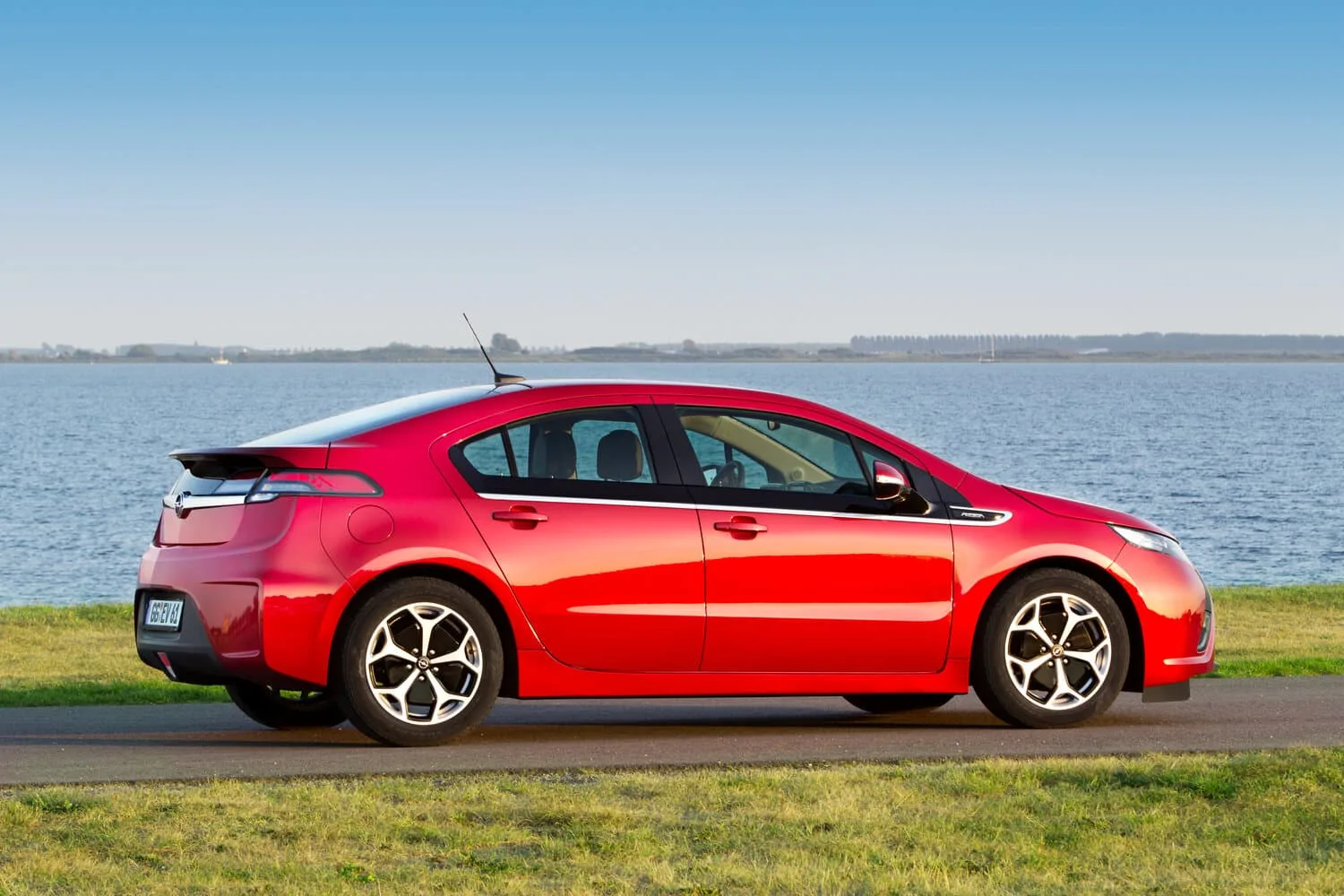 Opel Ampera I — фото 3