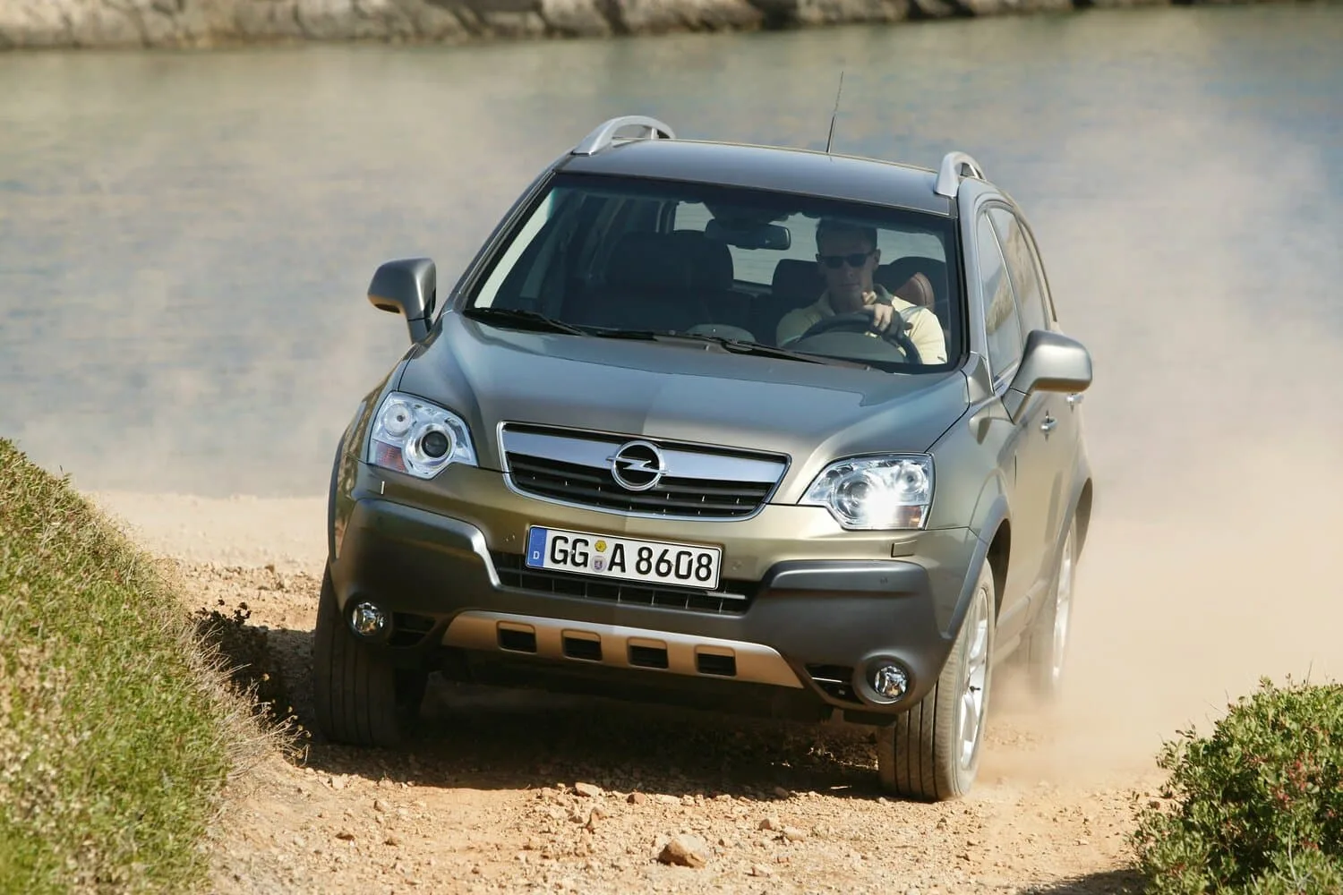Opel Antara I — фото 2