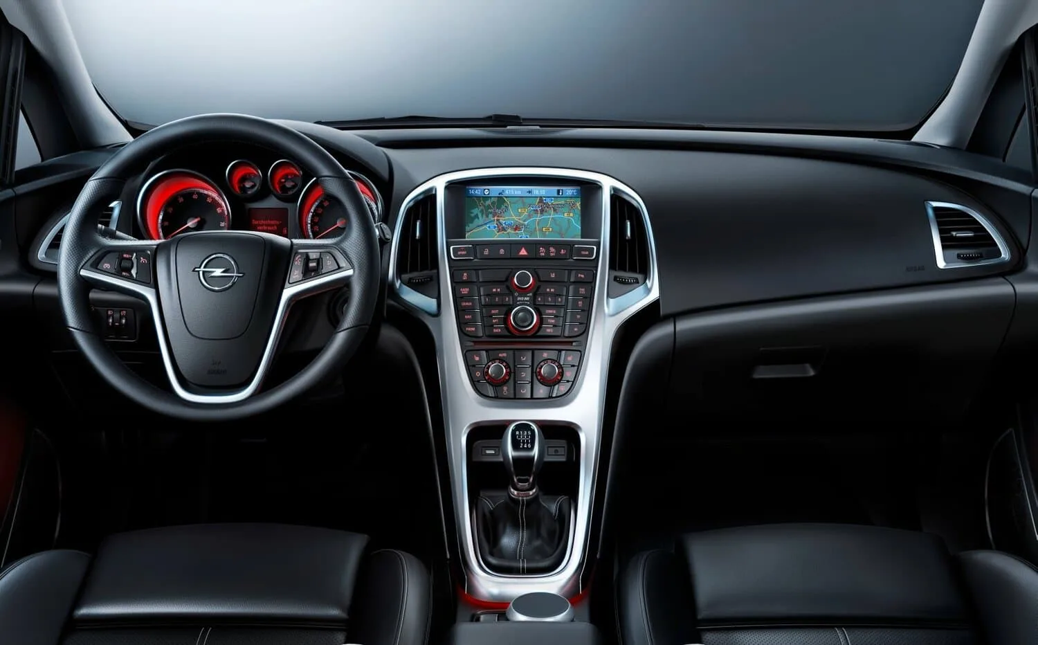 Opel Astra J Рестайлинг — фото 5