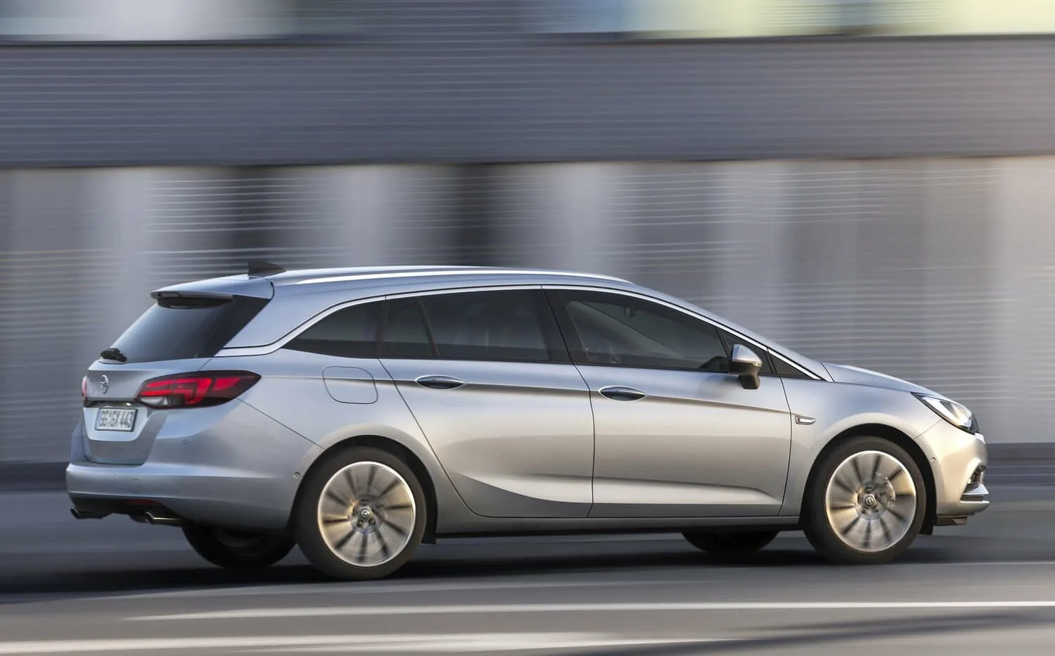 Opel Astra K — фото 3