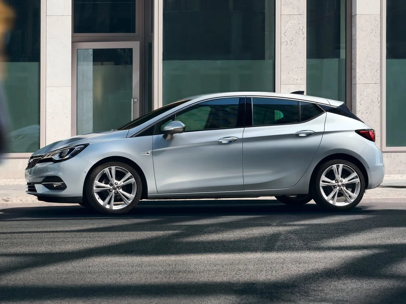 Opel Astra K Рестайлинг — фото 3