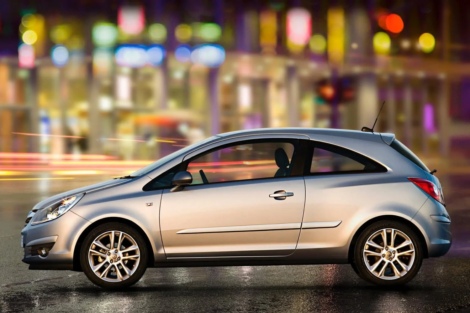 Opel Corsa D — фото 3