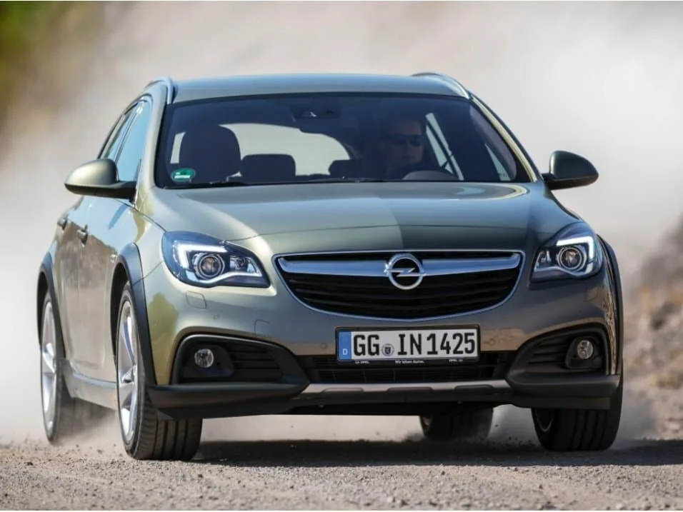 Opel Insignia I Рестайлинг — фото 2