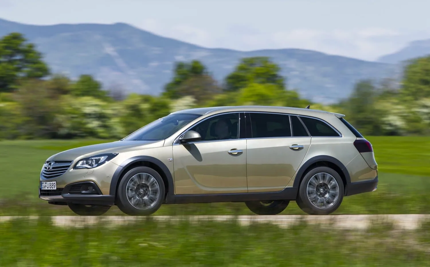 Opel Insignia I Рестайлинг — фото 3