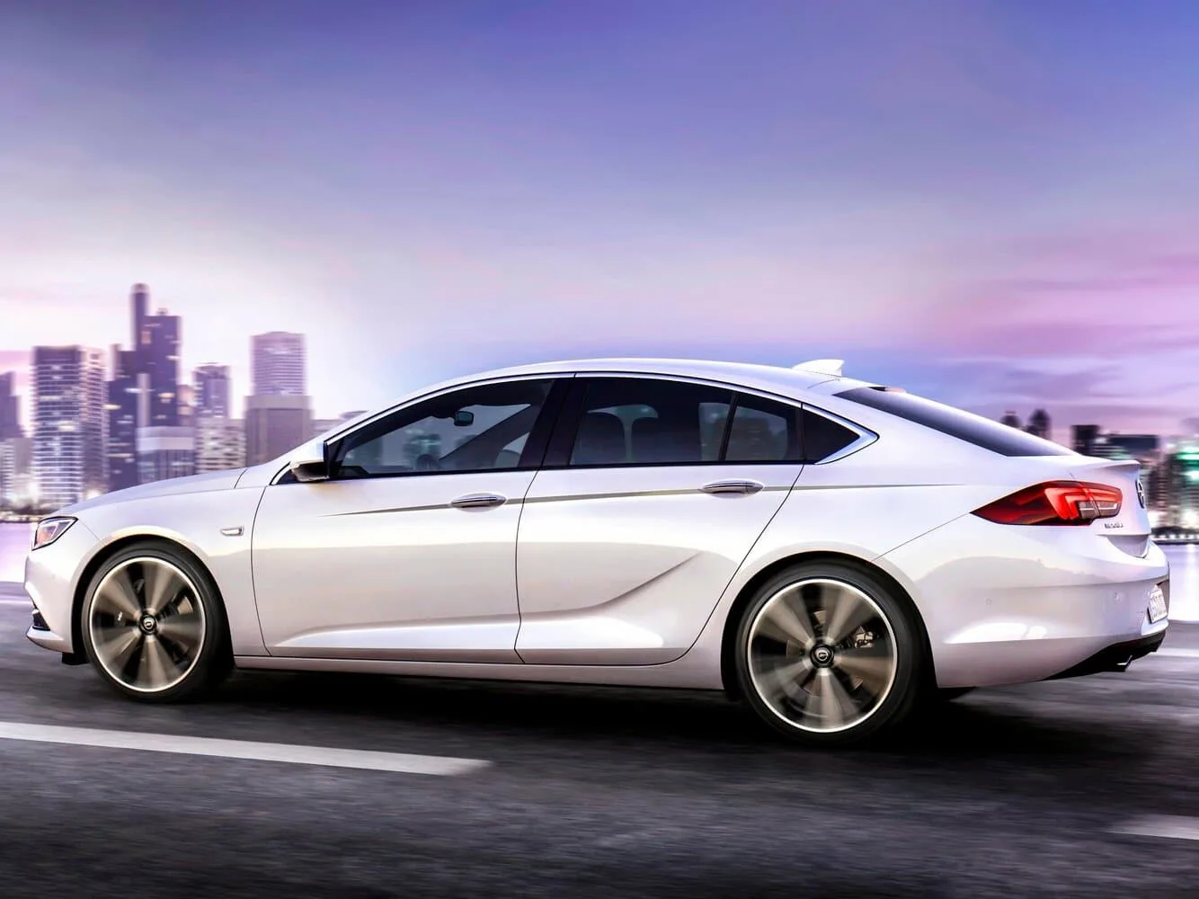 Opel Insignia II — фото 3