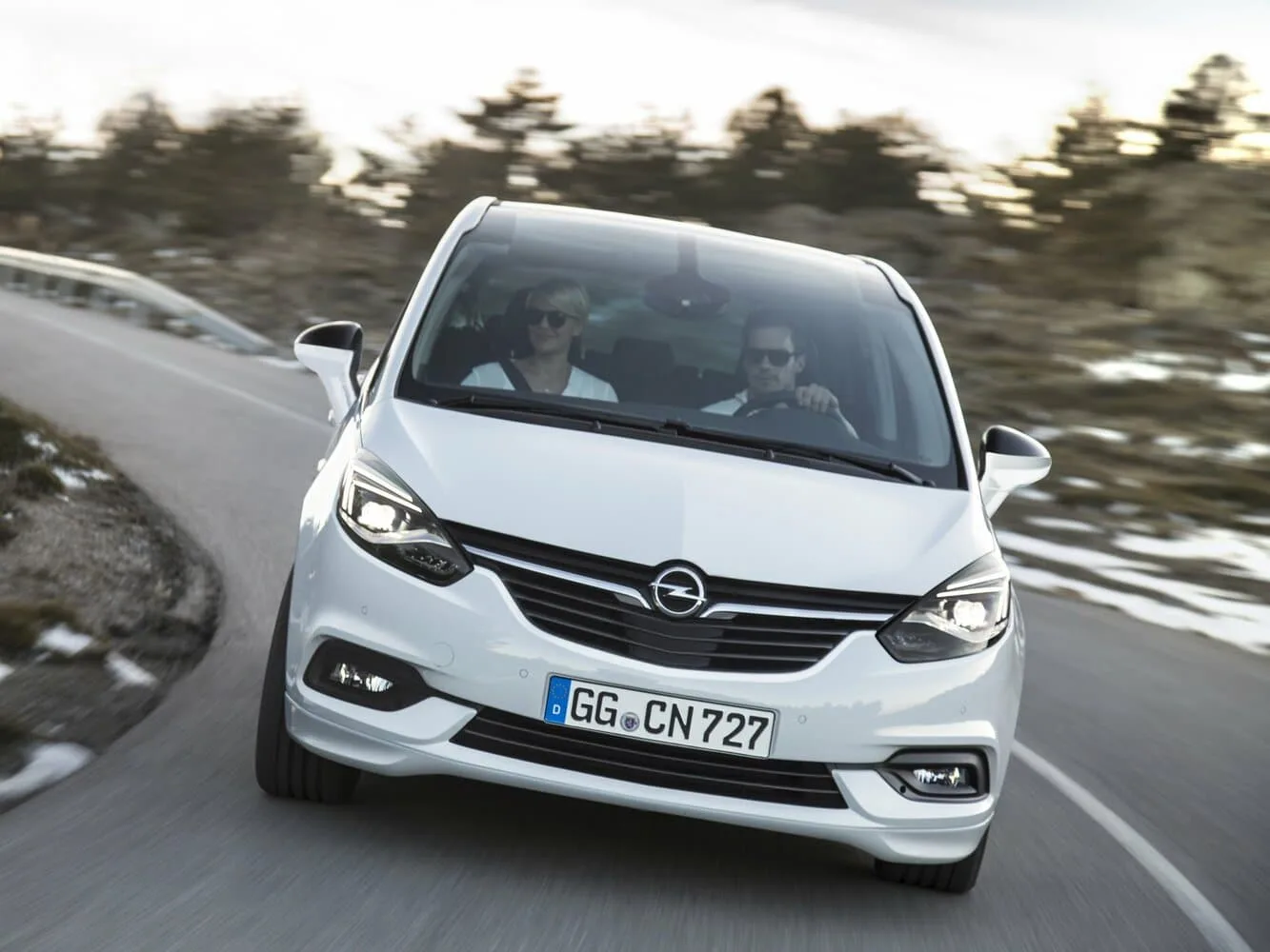 Opel Zafira C Рестайлинг — фото 2