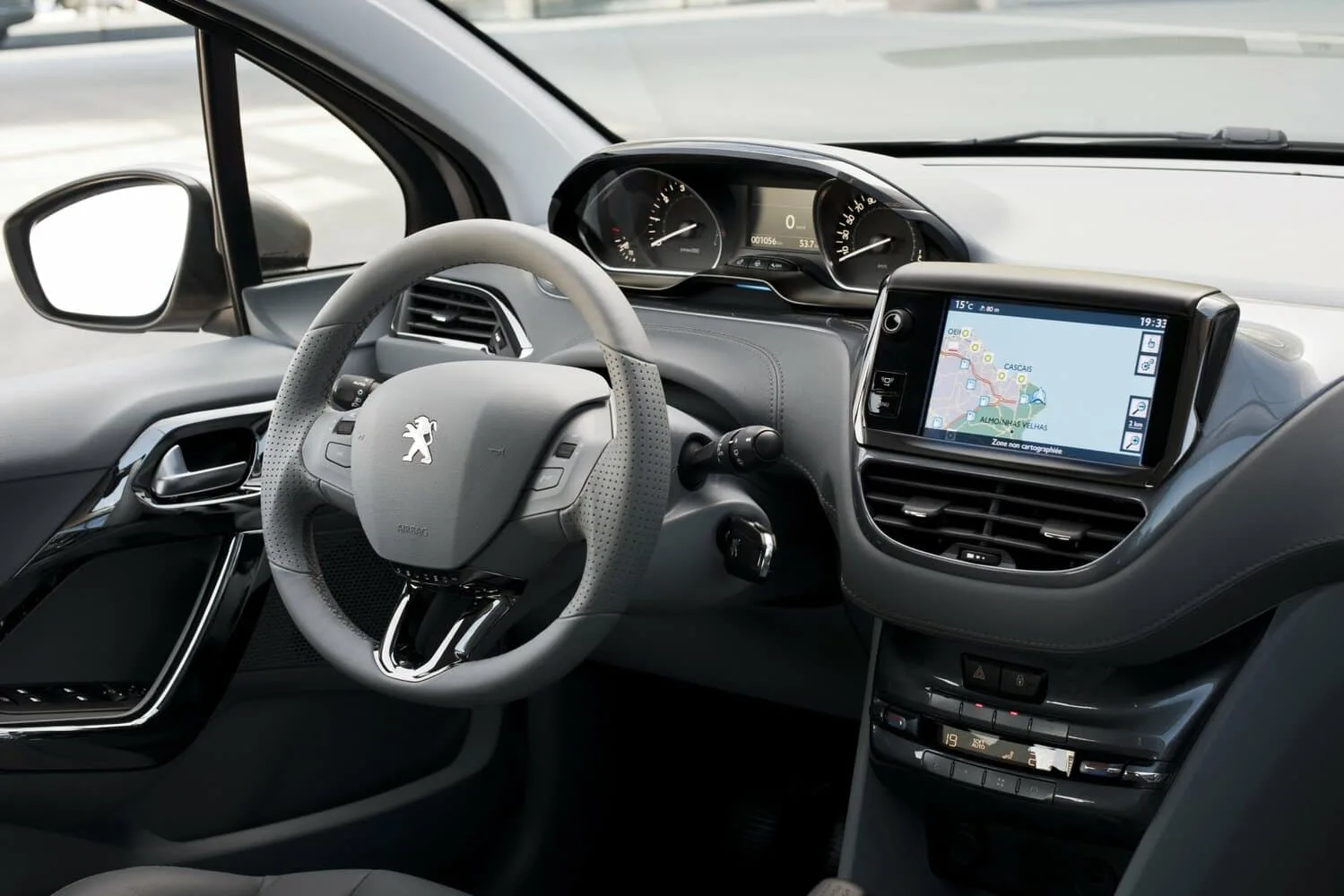 Peugeot 208 I — фото 5