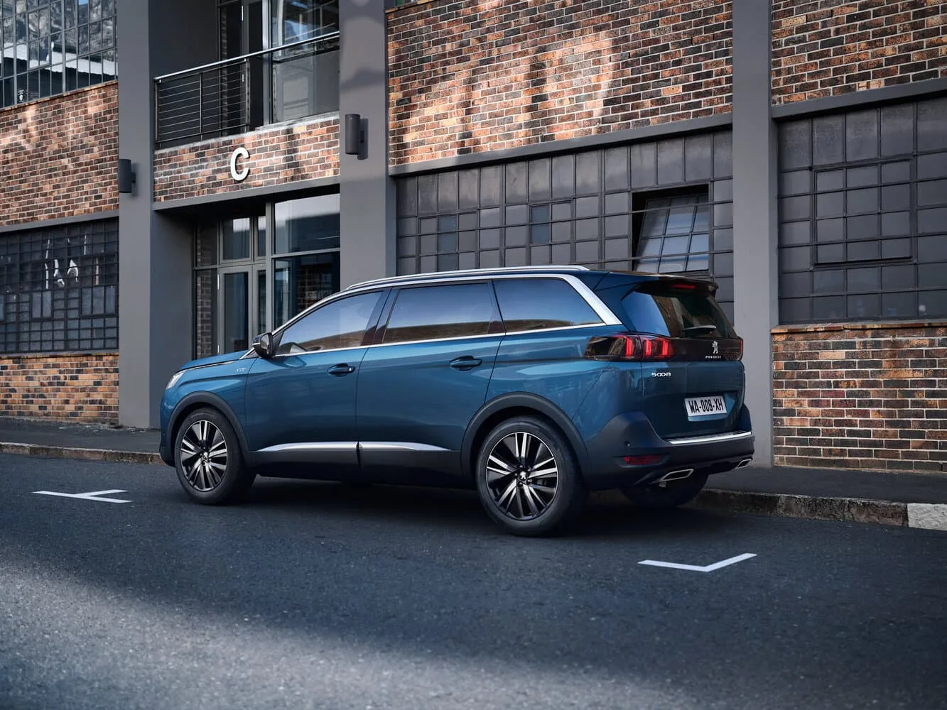 Peugeot 5008 II Рестайлинг — фото 4