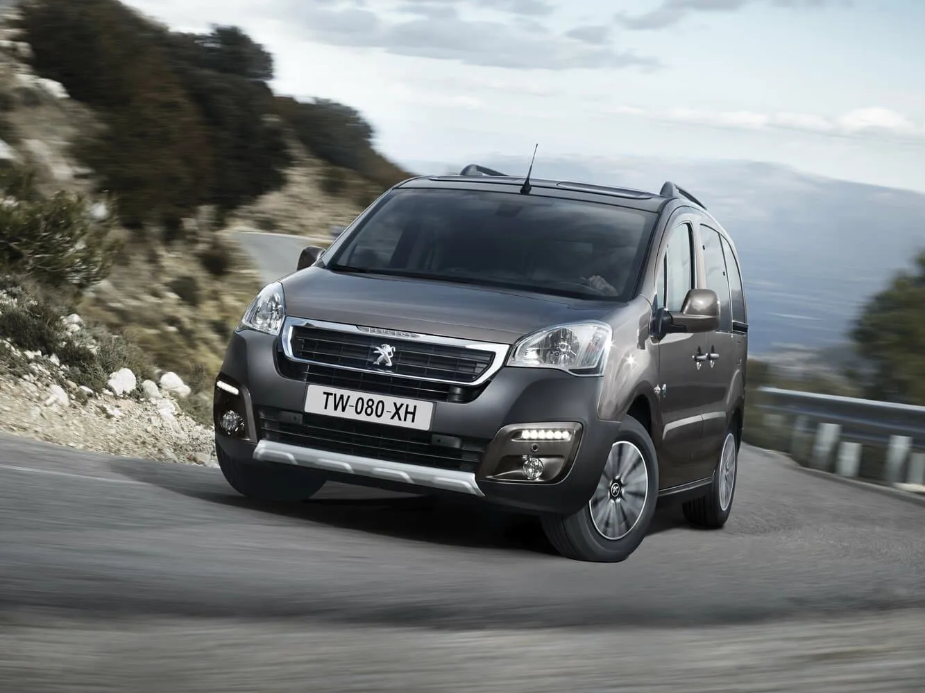 Peugeot Partner II Рестайлинг 2 — фото 2