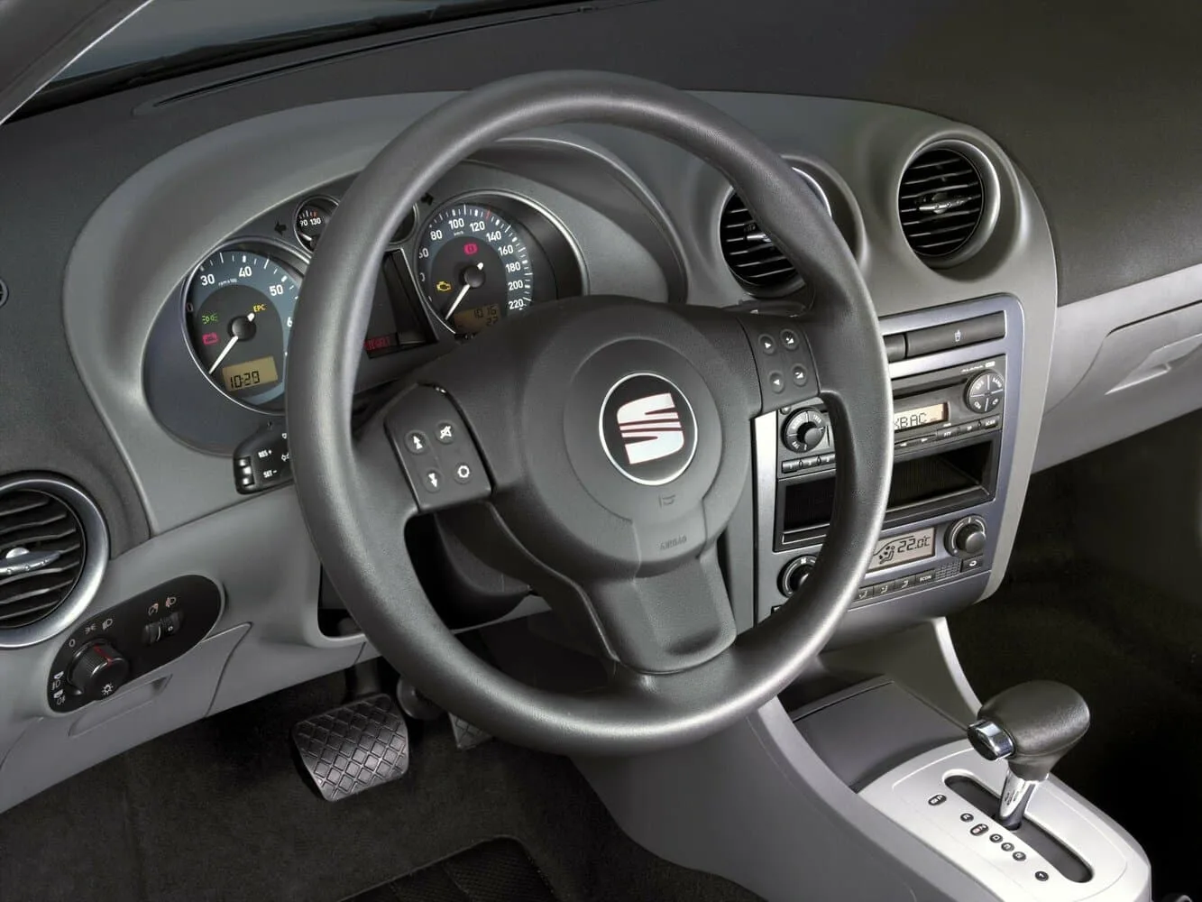 Seat Ibiza III Рестайлинг — фото 2