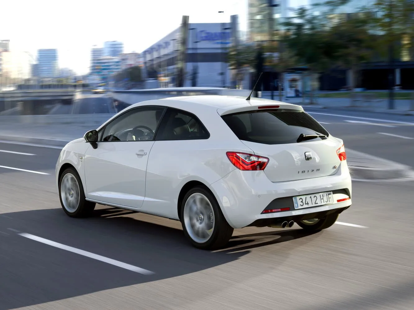 Seat Ibiza IV Рестайлинг — фото 5