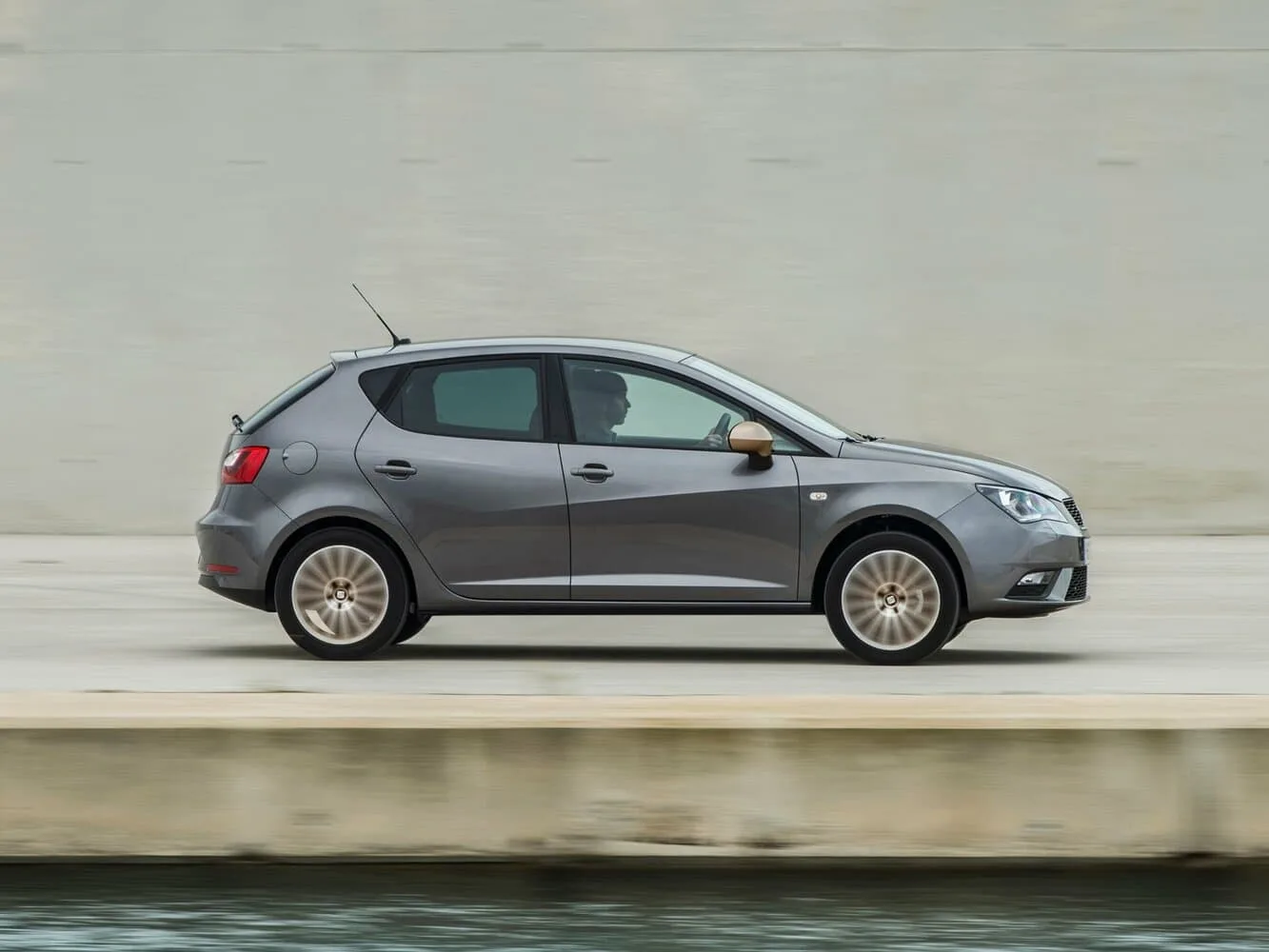 Seat Ibiza IV Рестайлинг 2 — фото 2