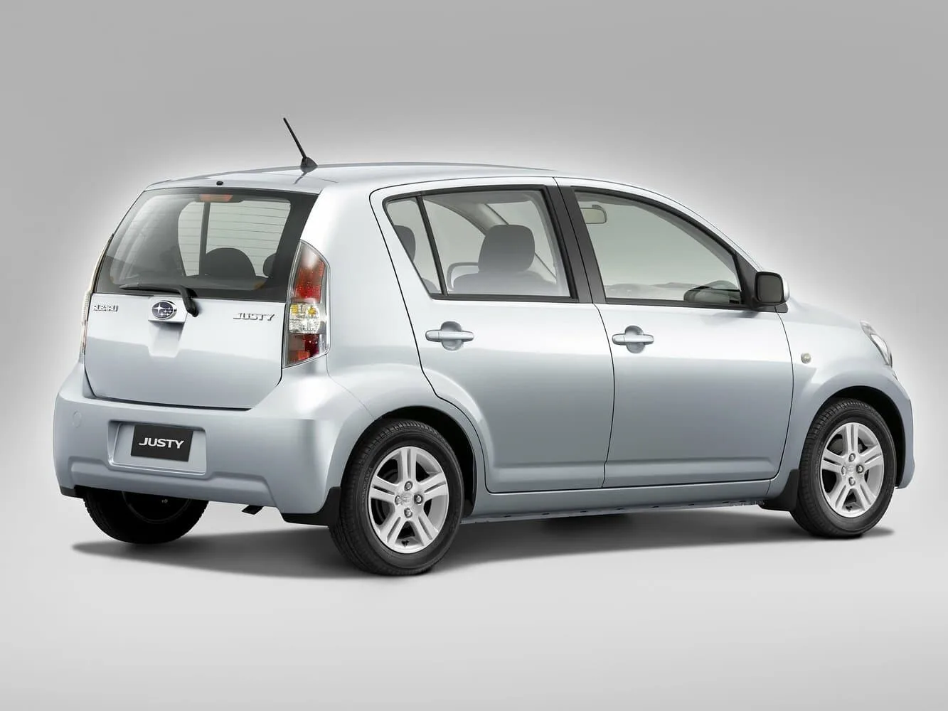 Subaru Justy IV — фото 4