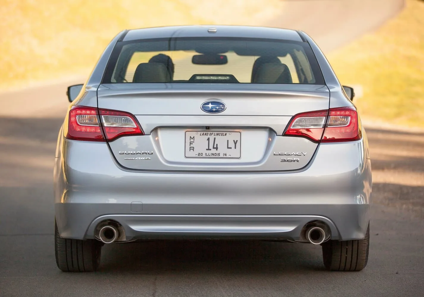 Subaru Legacy VI — фото 4