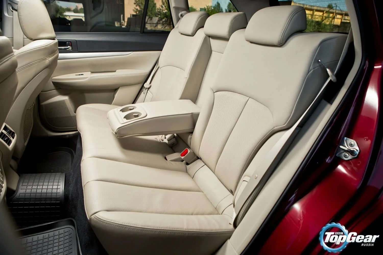 Subaru Outback IV Рестайлинг — фото 6