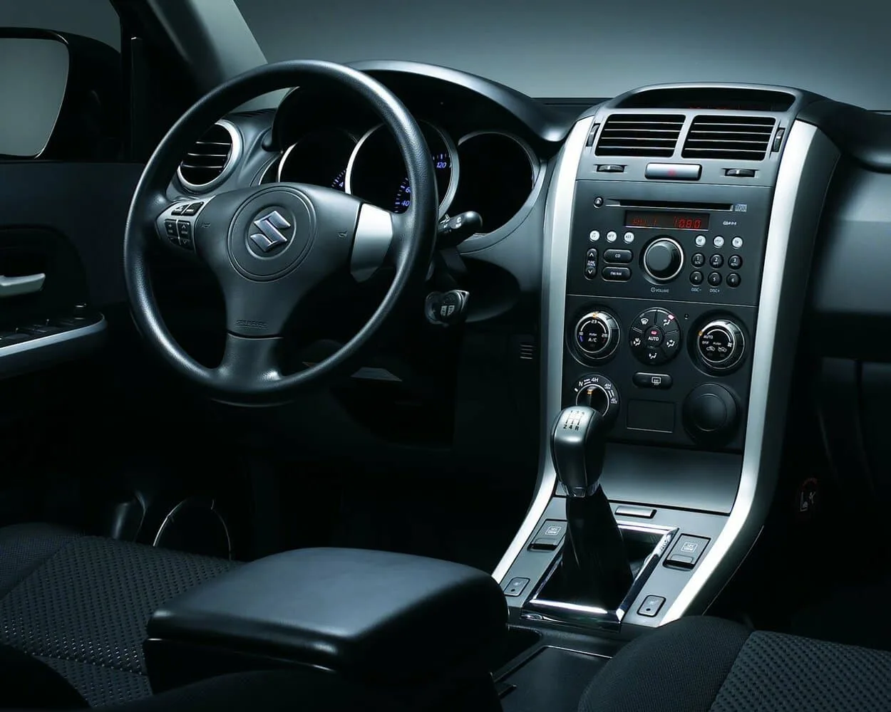Suzuki Grand Vitara II Рестайлинг — фото 4