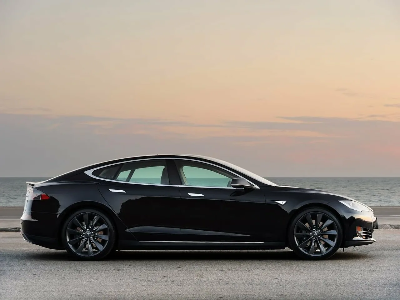 Tesla Model S I — фото 3