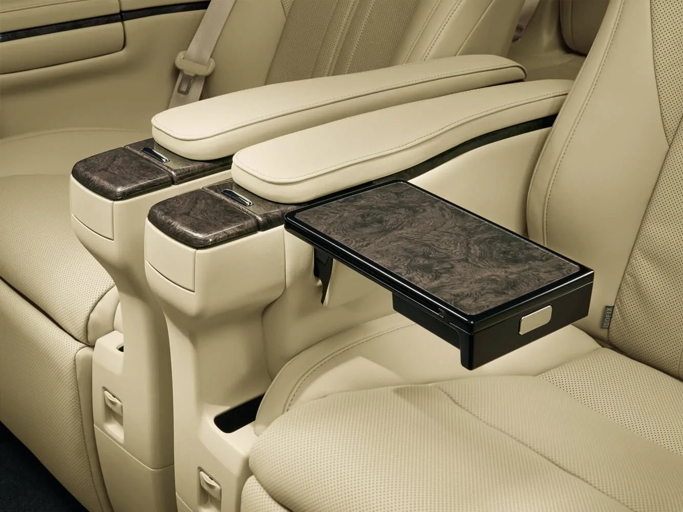 Toyota Alphard III Рестайлинг — фото 4