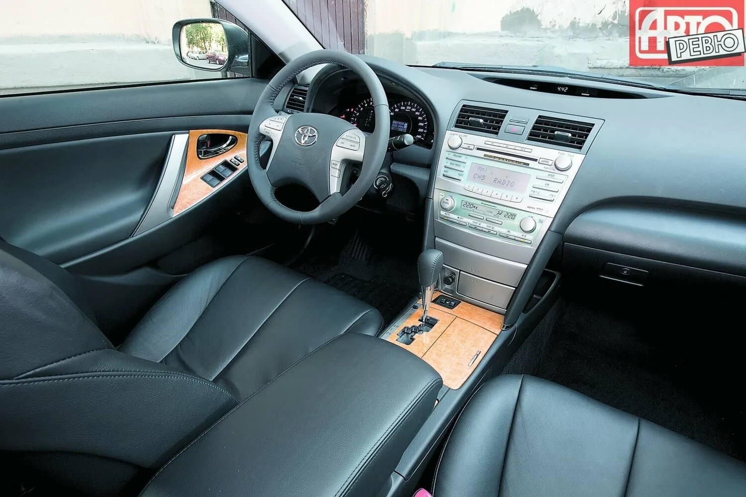 Toyota Camry VI — фото 5