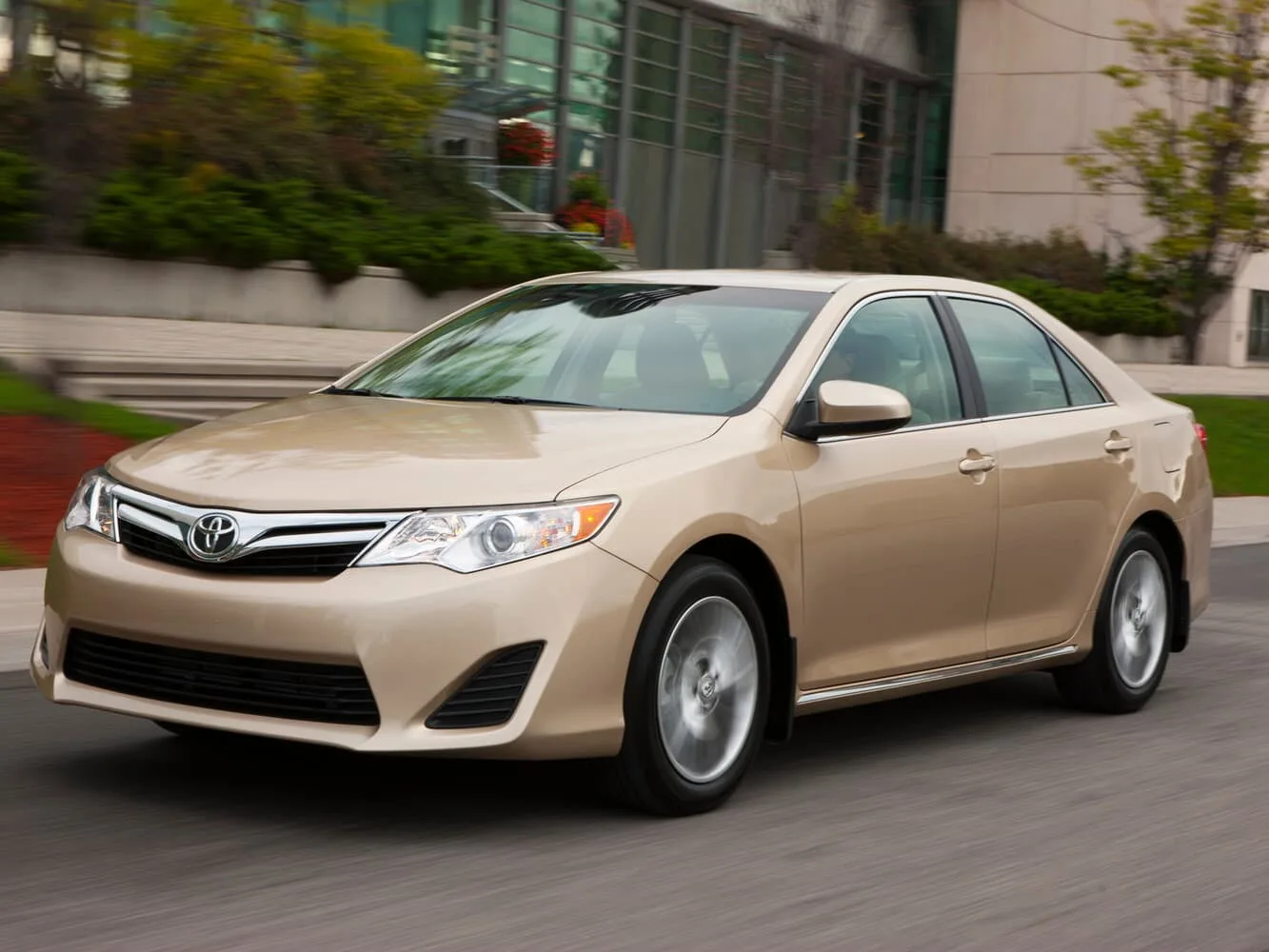 Toyota Camry VII