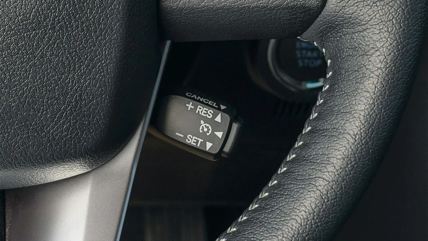 Toyota Fortuner II Рестайлинг — фото 6