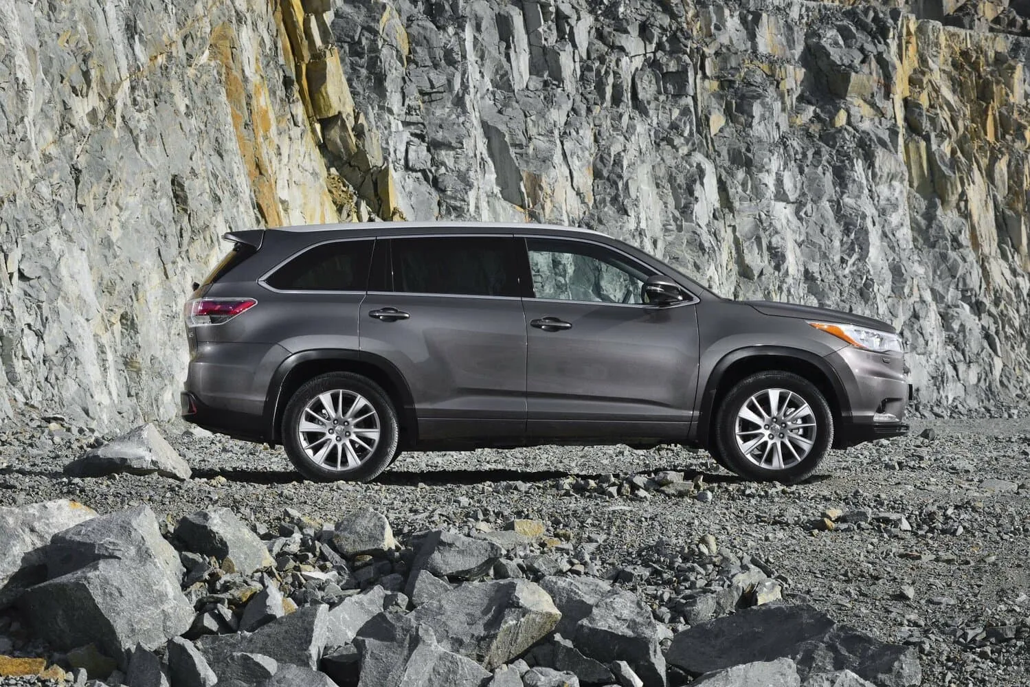 Toyota Highlander III — фото 3