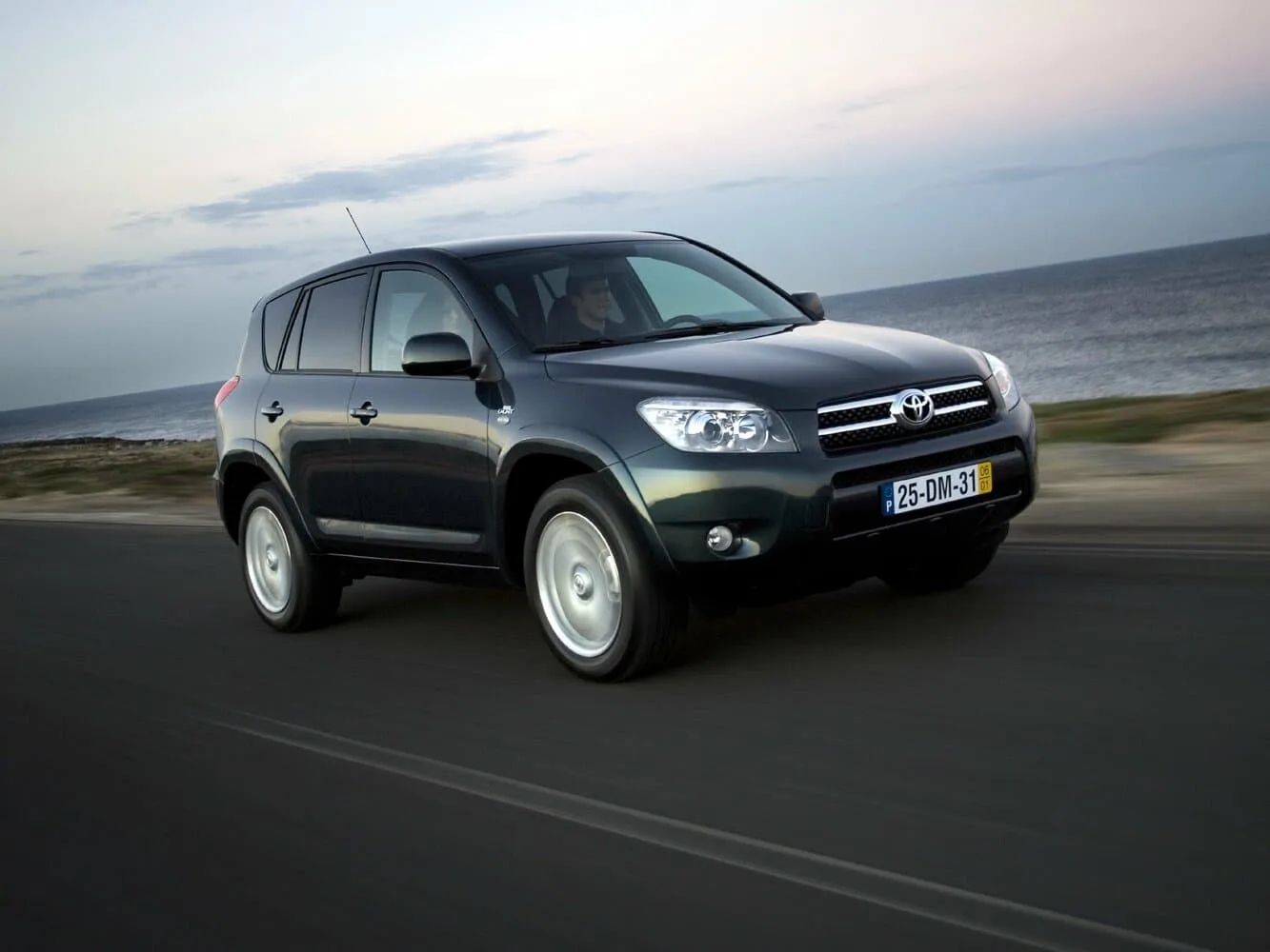 Toyota RAV4 III