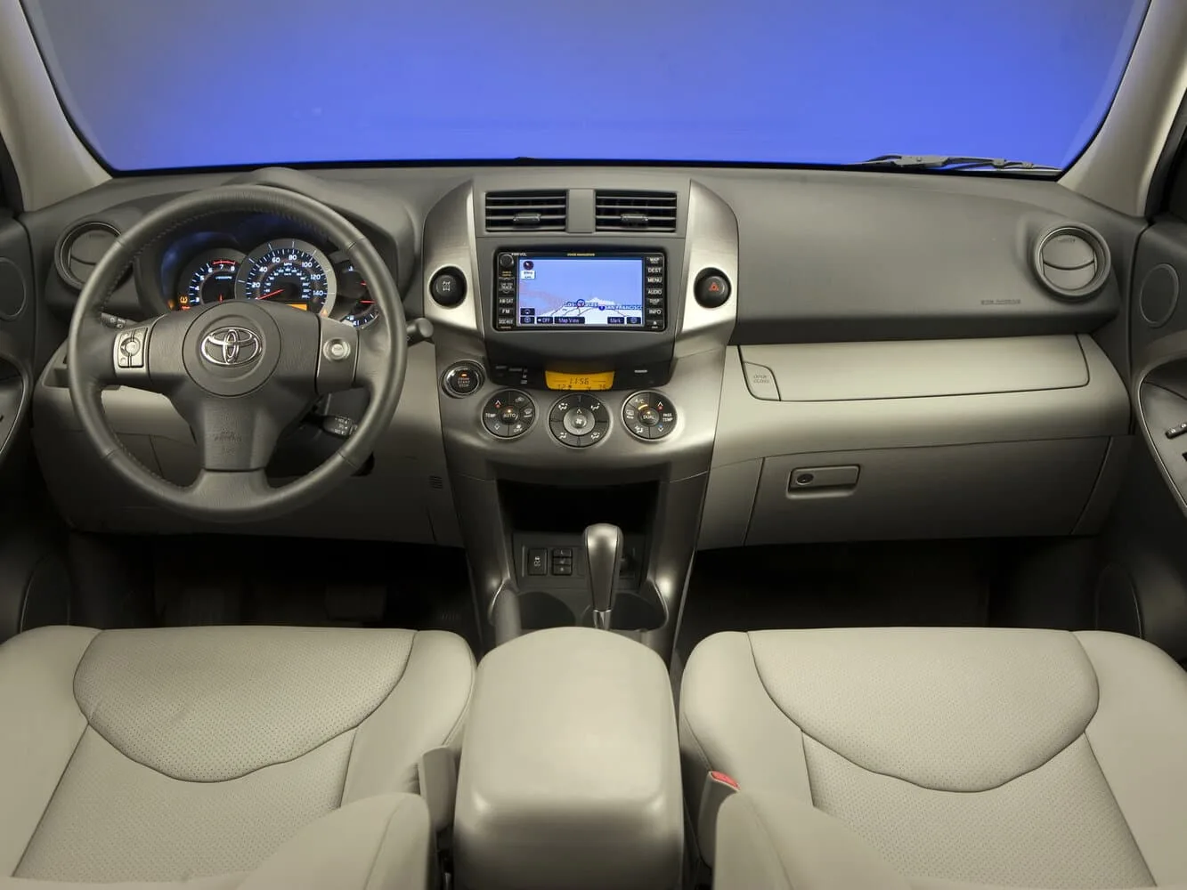 Toyota RAV4 III — фото 2