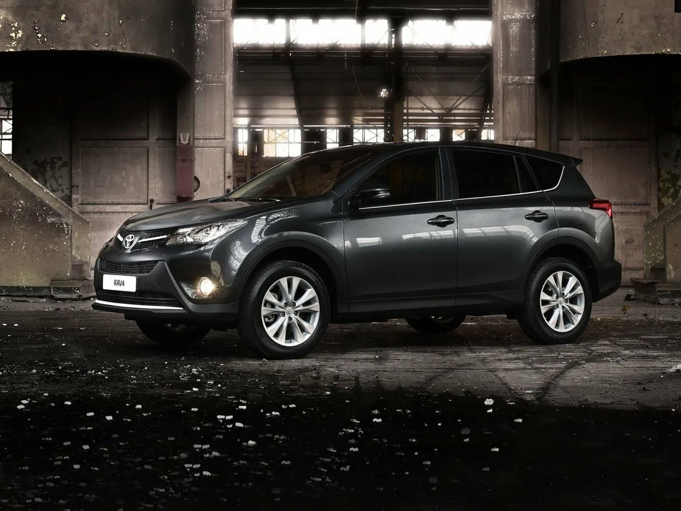 Toyota RAV4 IV