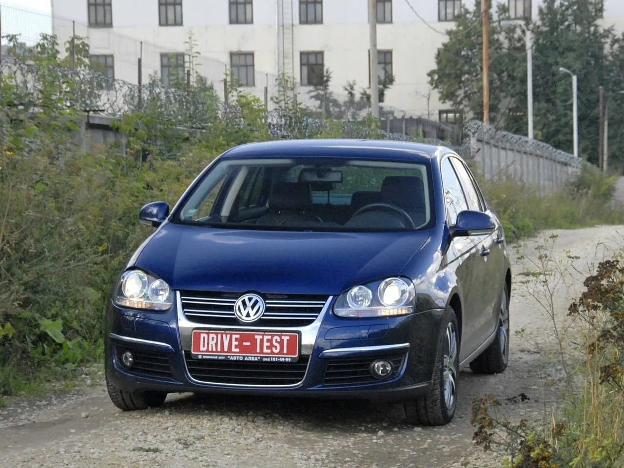 Volkswagen Jetta V — фото 2