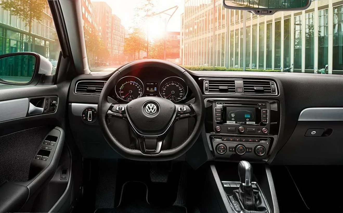 Volkswagen Jetta VI Рестайлинг — фото 6
