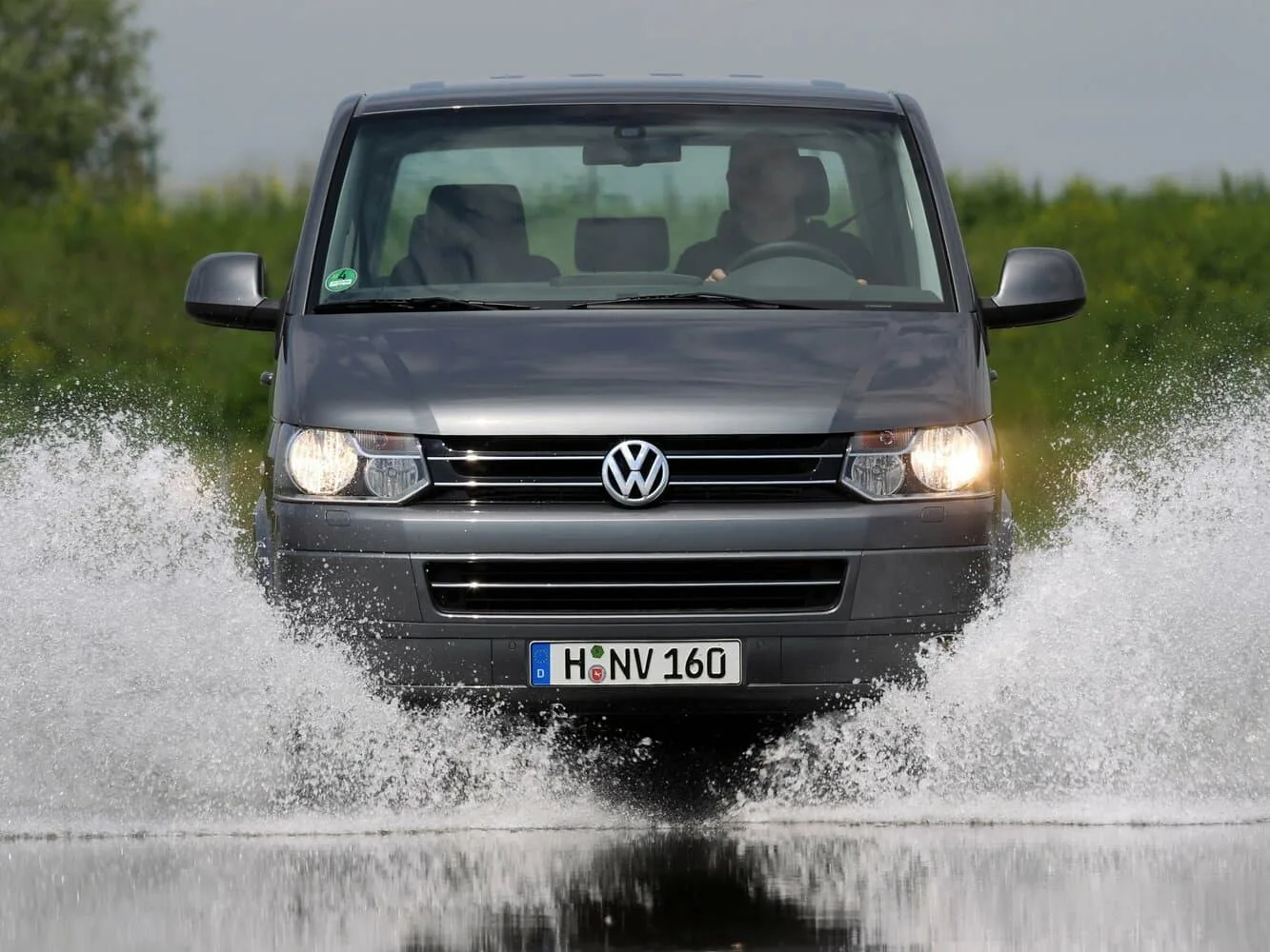 Volkswagen Multivan T5 Рестайлинг — фото 2
