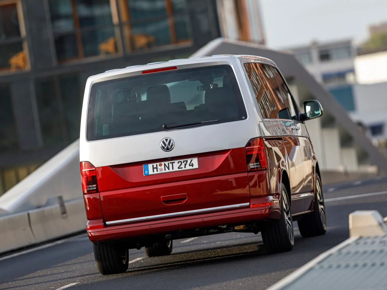 Volkswagen Multivan T6 Рестайлинг — фото 4