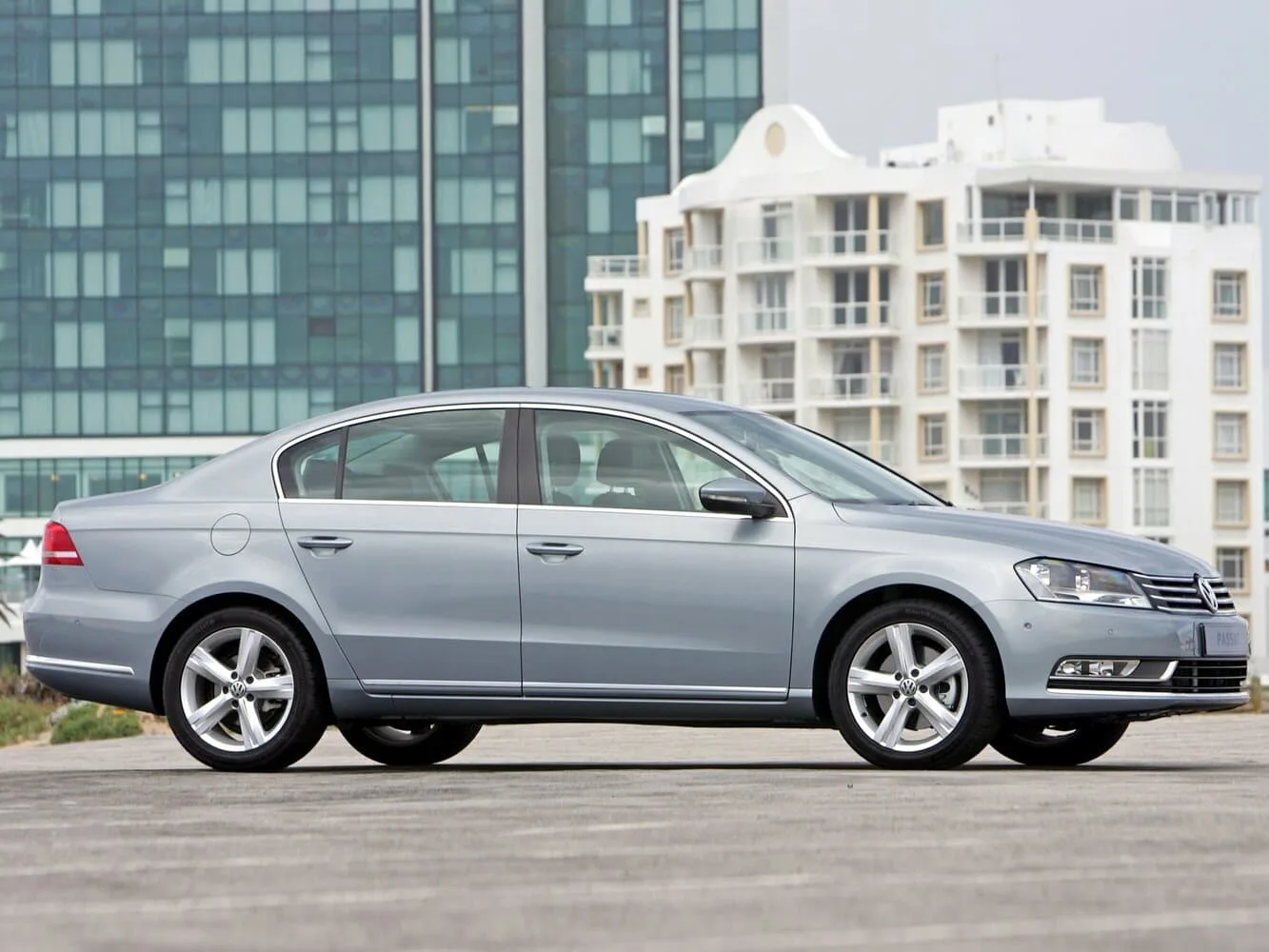 Volkswagen Passat B7 — фото 3
