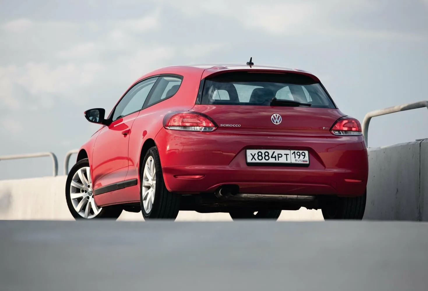 Volkswagen Scirocco III — фото 4