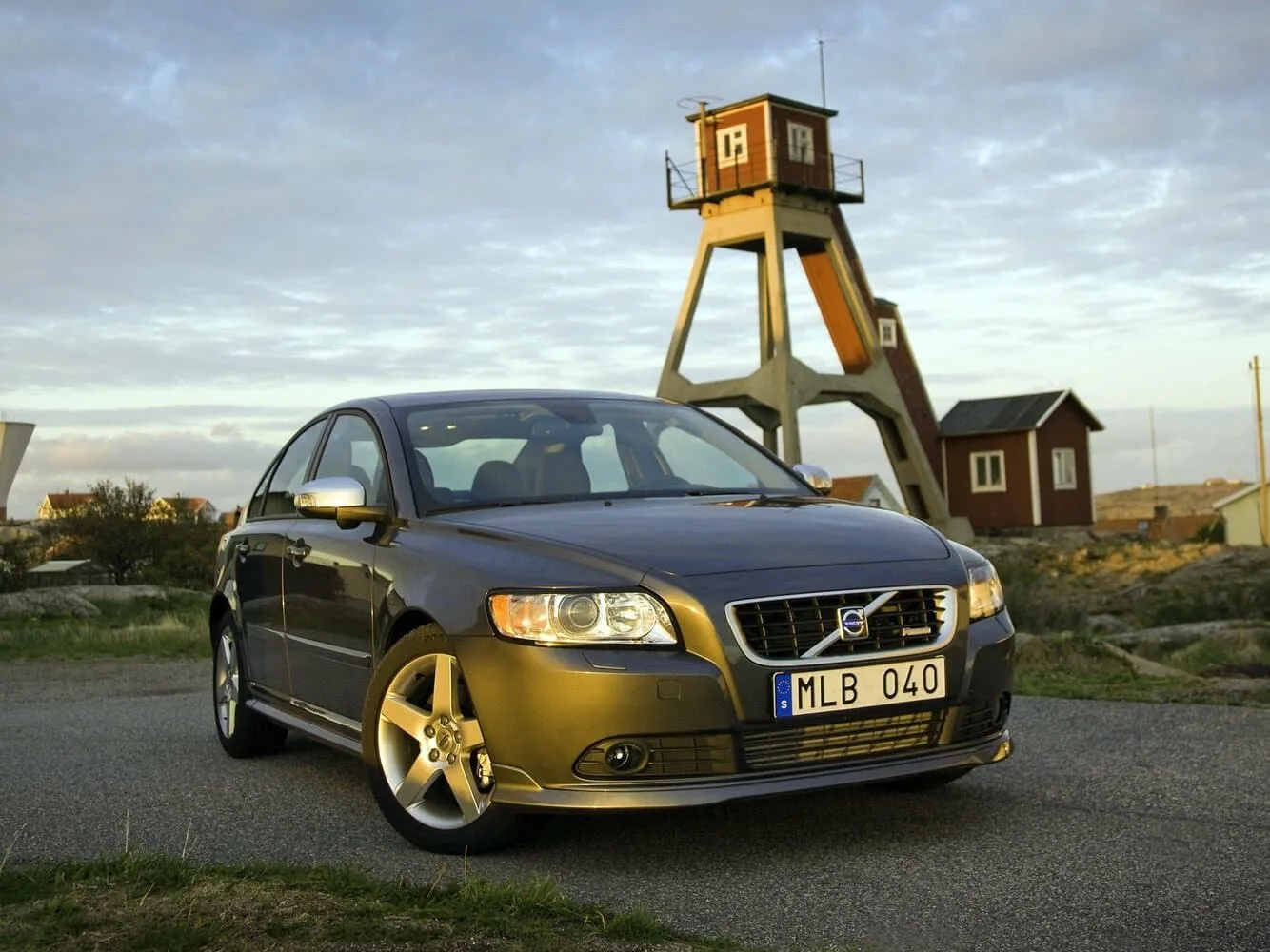 Volvo S40 II Рестайлинг — фото 2