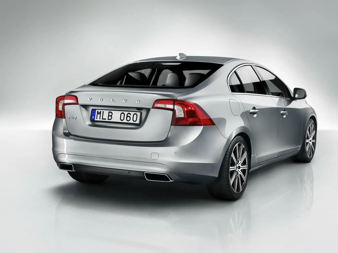 Volvo S60 II Рестайлинг — фото 4