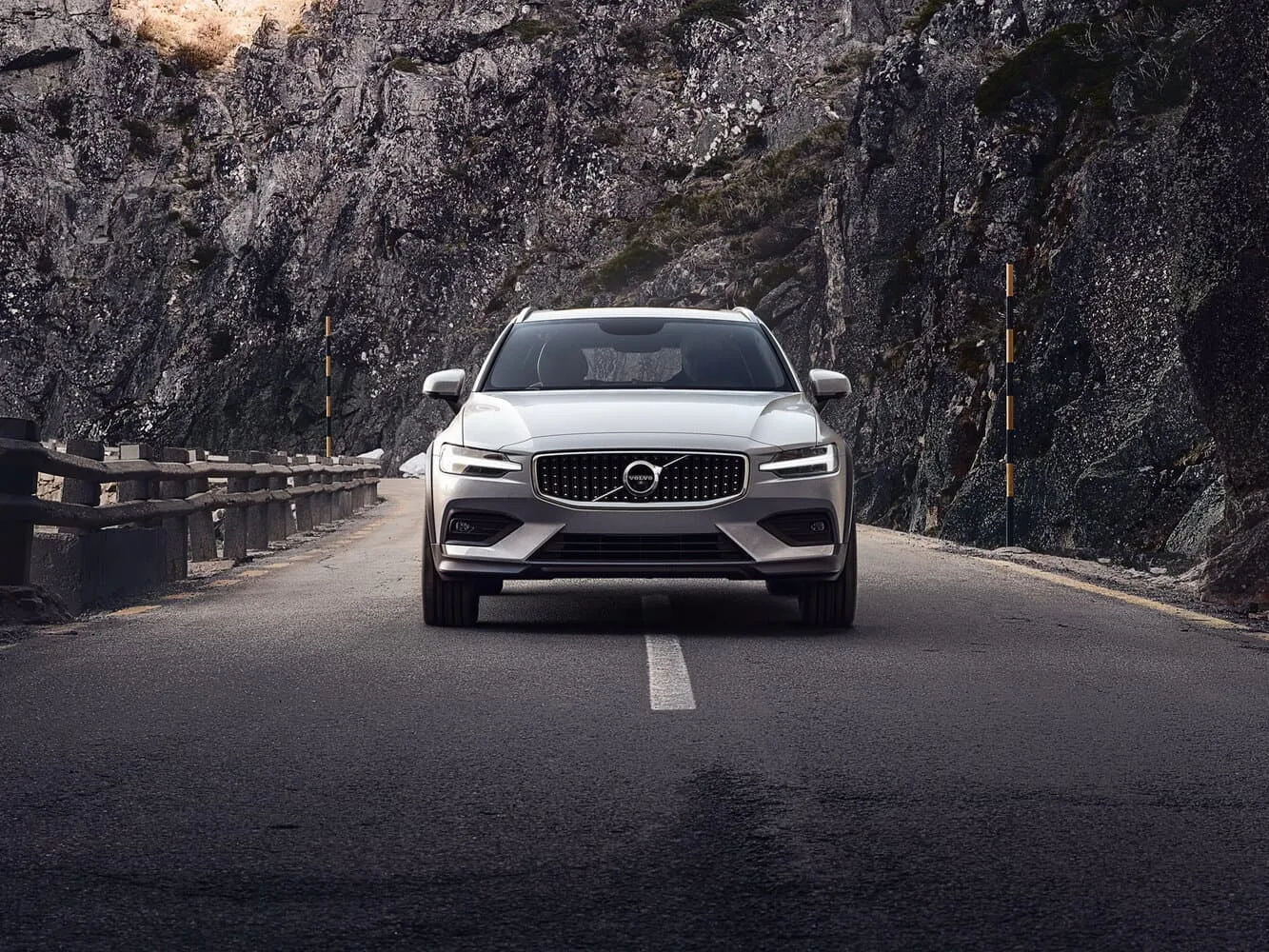 Volvo V60 Cross Country II — фото 2